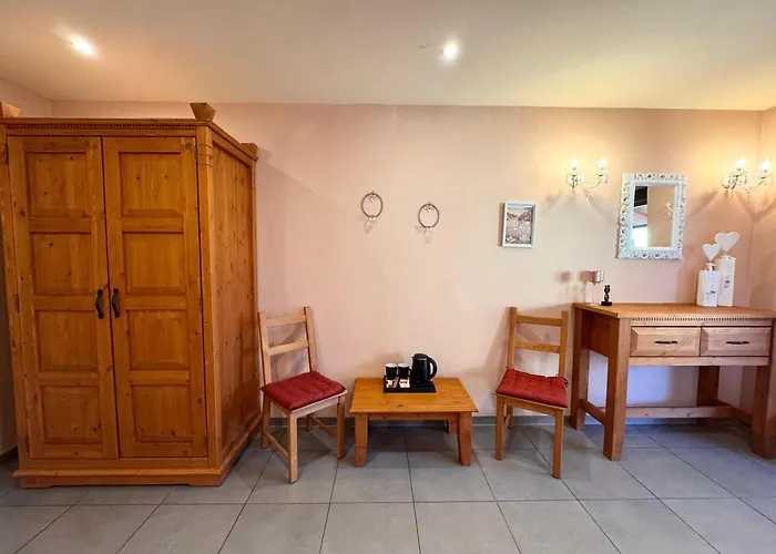 بيت ضيافة ال&ال سكاتيرز هوم